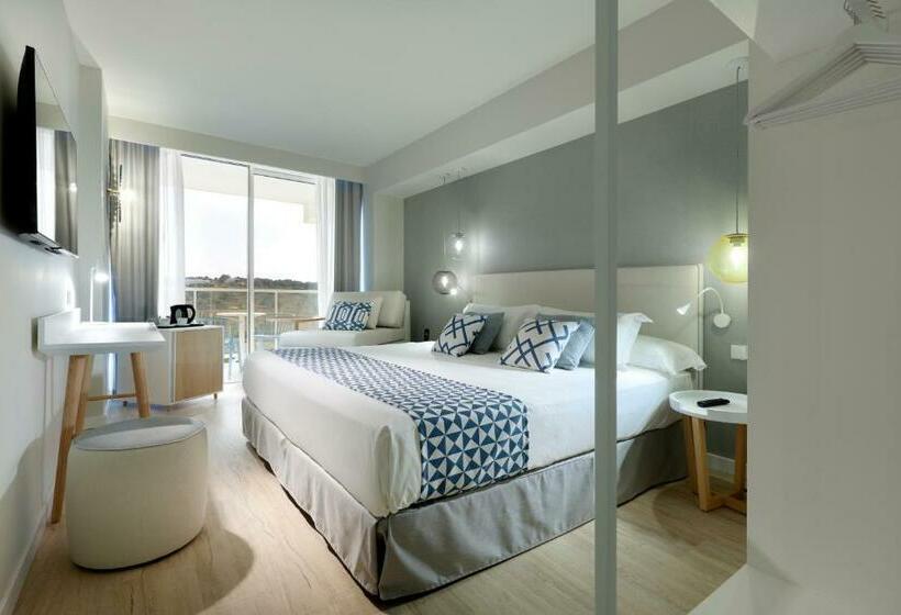 带泳池观景的豪华房, Palladium Hotel Menorca