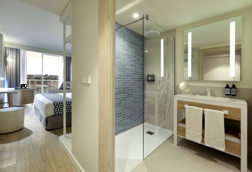 Standard Connecting Room, Palladium Hotel Menorca
