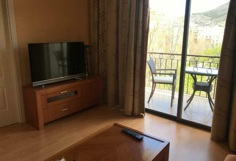 Junior Suite, Alfonso Viii De Cuenca