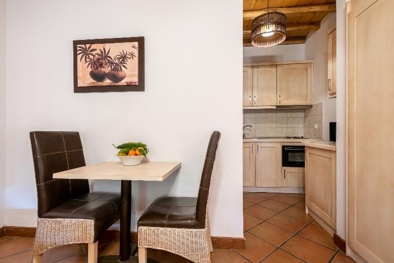 סוויטה, Carlemany Girona