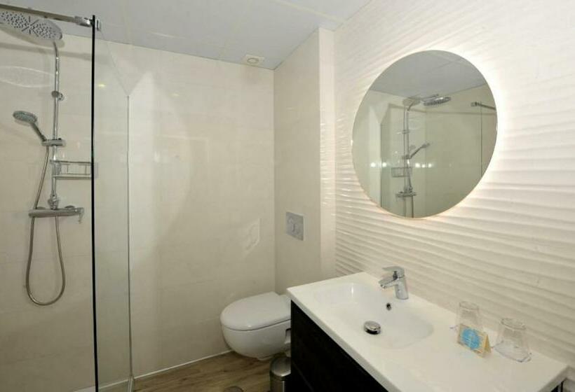 اتاق سوپریور, Salobreña Suites