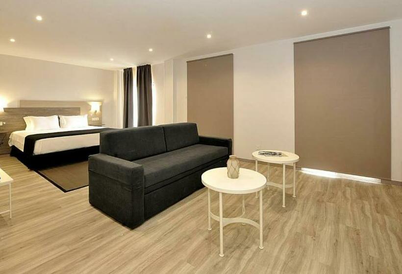 سوییت, Salobreña Suites
