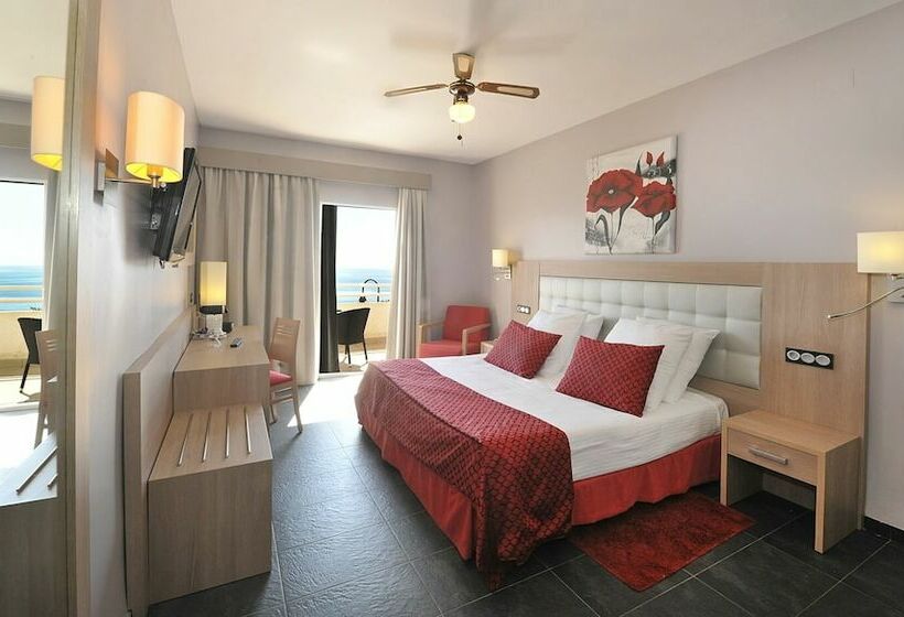 سوییت, Salobreña Suites