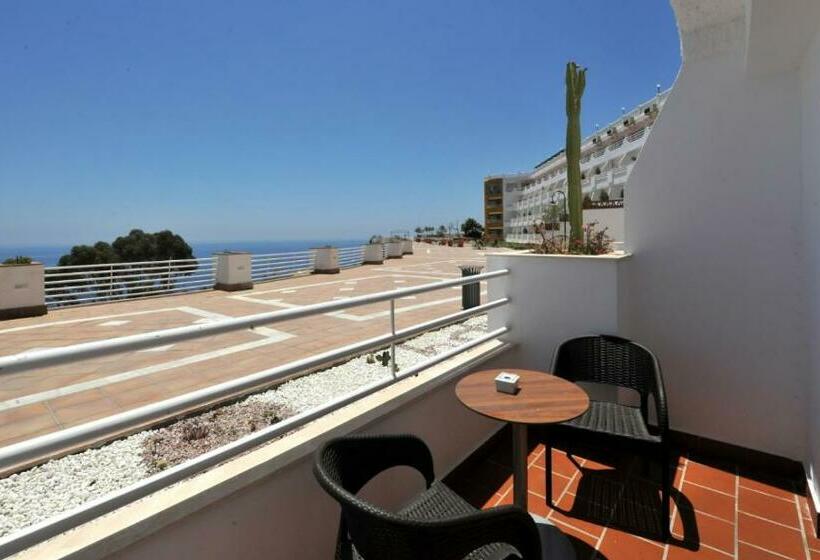 سوییت جونیور با بالکن, Salobreña Suites