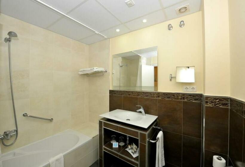 اتاق سوپریور با بالکن, Salobreña Suites