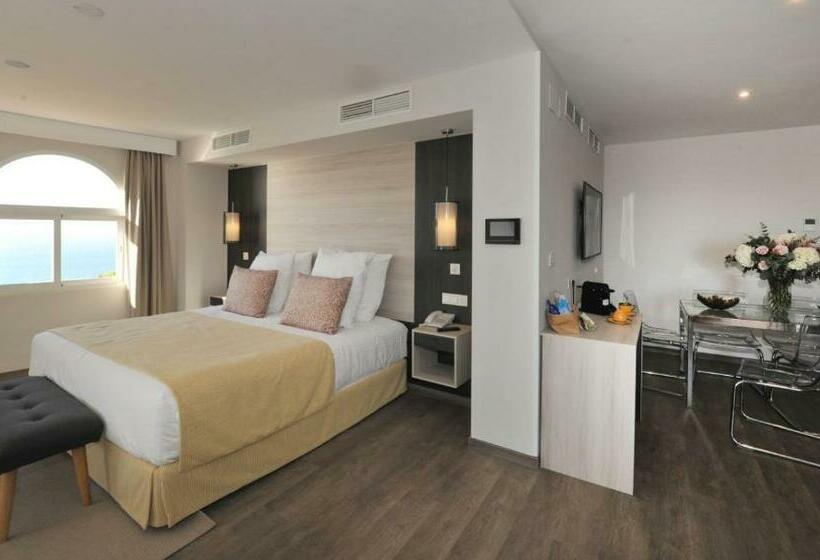 سوییت سوپریور با چشم‌انداز دریا, Salobreña Suites