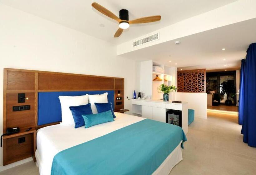 سوییت سوپریور با چشم‌انداز دریا, Salobreña Suites
