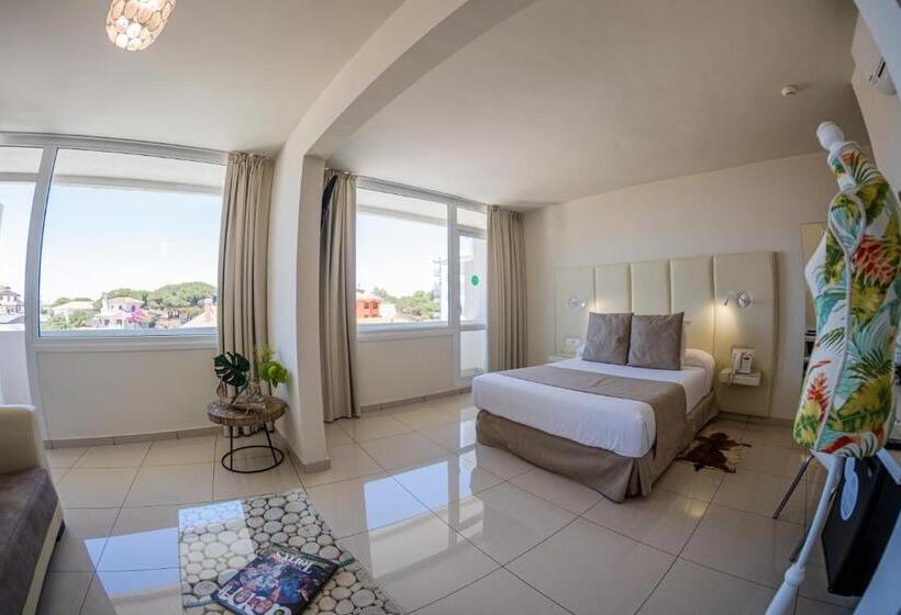 سوییت جونیور, On Hotels Oceanfront - Adults Designed