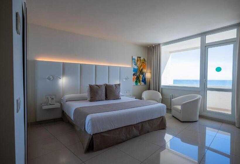 キングサイズベッドのスーペリアルーム, On Hotels Oceanfront - Adults Designed
