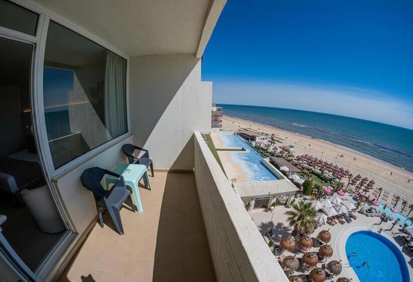 オーシャンビュースーペリアールーム, On Hotels Oceanfront - Adults Designed