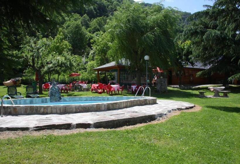 חדר סטנדרט לשלושה, Hostal Talabart