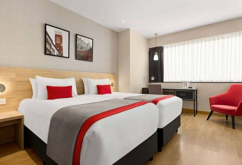 Номер Стандарт, Ramada By Wyndham Madrid Tres Cantos
