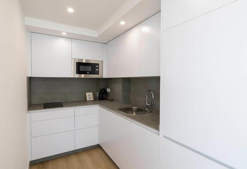 １ベッドルームのデラックスアパートメント, Apartamentos Rotilio