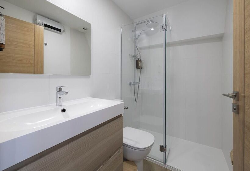 １ベッドルームのデラックスアパートメント, Apartamentos Rotilio