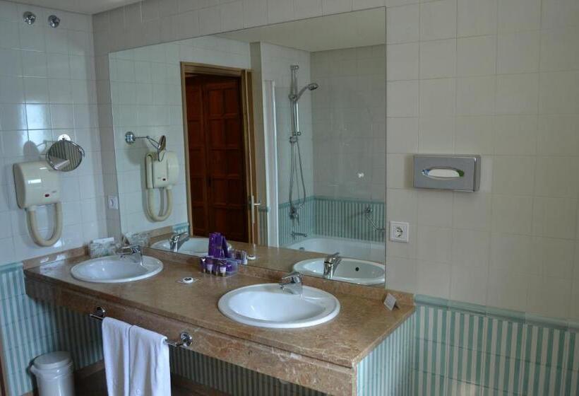 اتاق سوپریور, Parador De Ribadeo