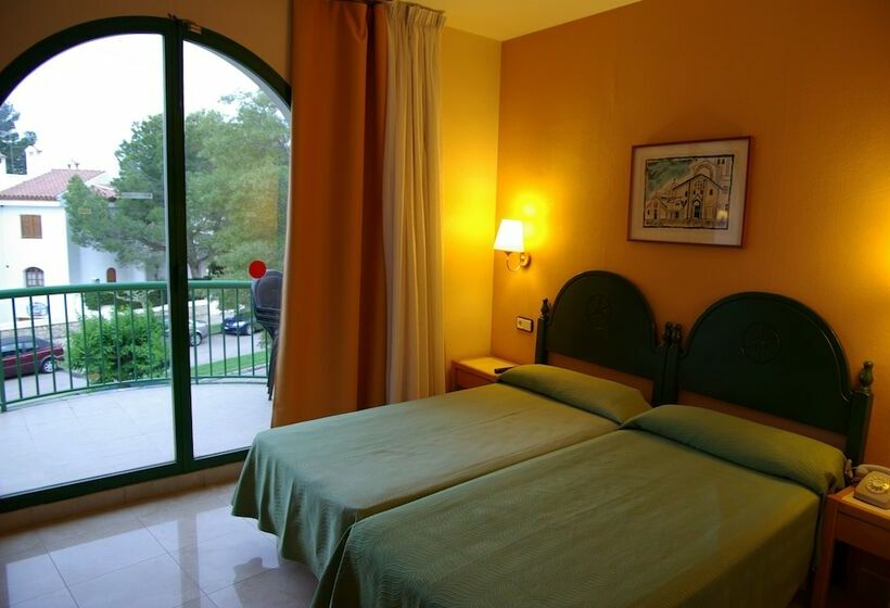 Номер Стандарт Трехместный, ALEGRIA Hotel Pino Alto