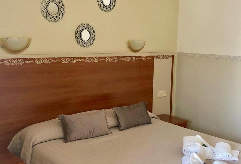 חדר סטנדרט עם טרסה, Montecarlo