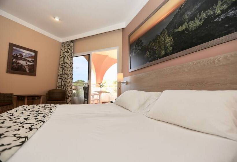 Quarto Familiar, Puerto Palace