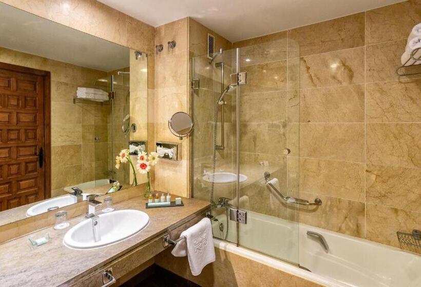 اتاق استاندارد, Parador De Malaga Gibralfaro