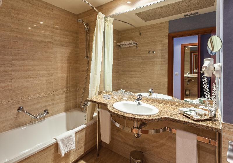 Suite 2 Dormitorios, Delfin