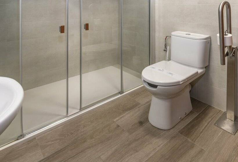 Standard-huone, Ght Xaloc