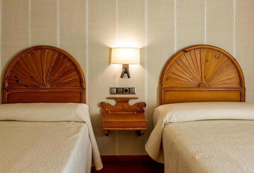 Номер Стандарт, Hostal Doña Juana