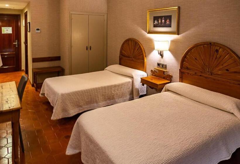 Номер Стандарт, Hostal Doña Juana