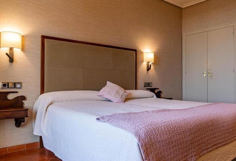 Номер Стандарт, Hostal Doña Juana