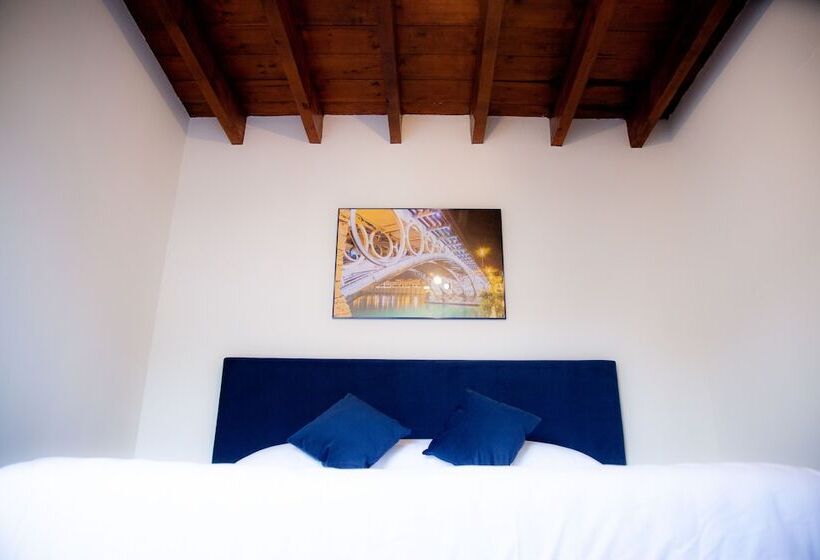اتاق استاندارد, Noches En Triana