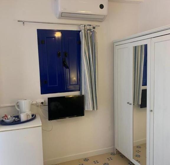 Номер Economy, Antilla Riad