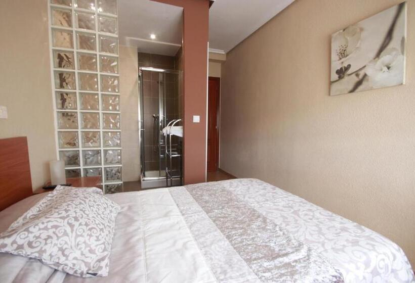 Номер Стандарт Индивидуальный, Hostal Sanpatiel