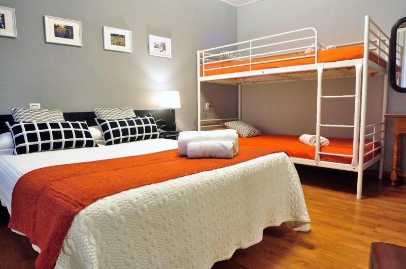 Quarto Triplo Estandar, Hostal Europa