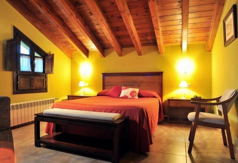 Quarto Triplo Superior, Hostal Europa