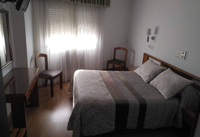 스탠다드 룸, Hostal Palas