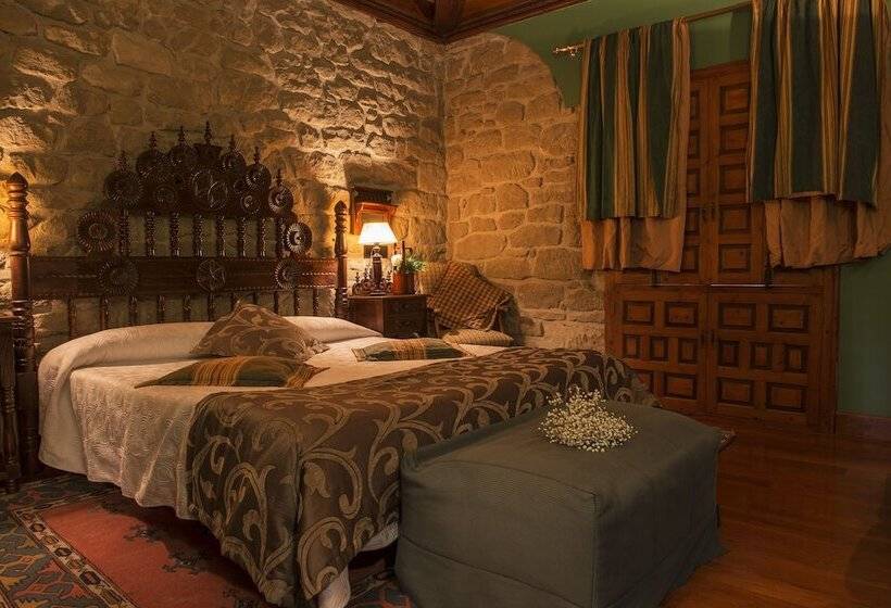 Номер Стандарт, Castillo El Collado