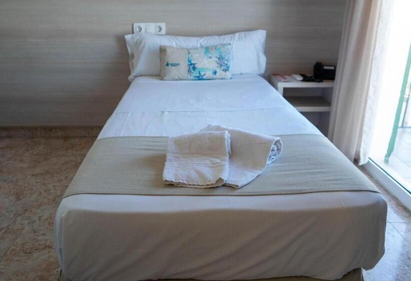 스탠다드 싱글 룸, Coral Beach House & Food