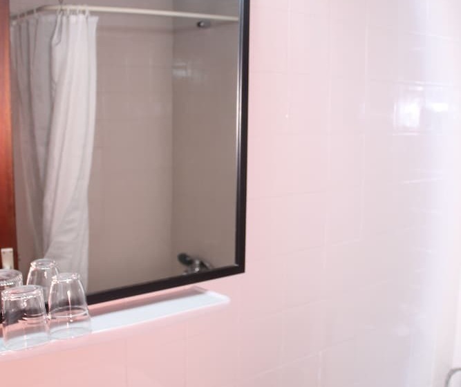 Индивидуальный Номер Классика, Hostal Jakiton