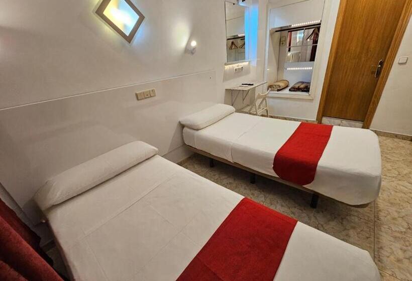 Habitación Estándar, Hostal Las Vegas
