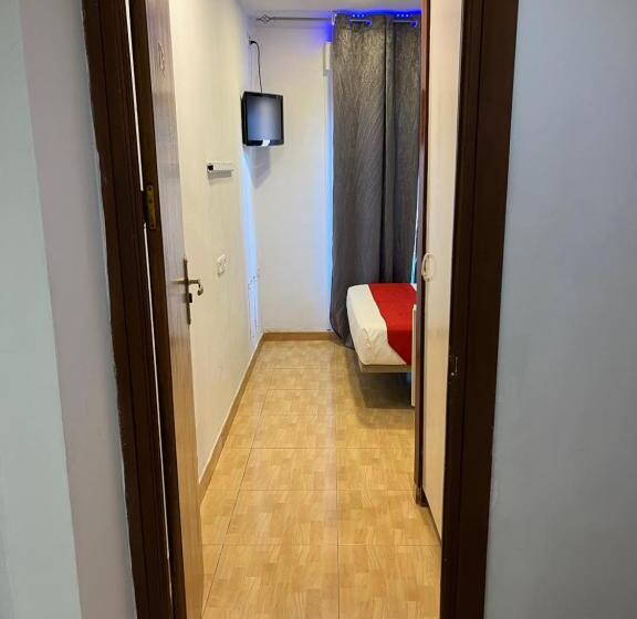 Habitación Estándar, Hostal Las Vegas