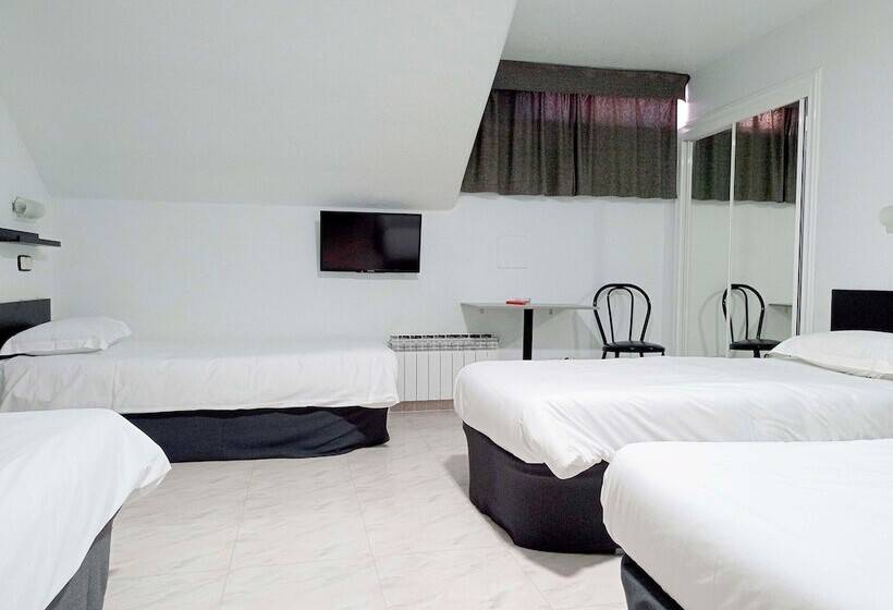 Четырехместный Номер Стандарт, Hostal Lady Ana Maria