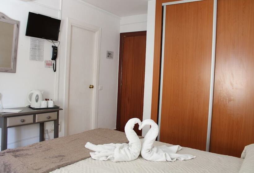 Номер Стандарт, Hostal Virgen Del Rocio Ii