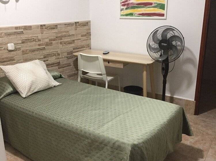 스탠다드 싱글 룸, Hostal Residencia Cardona