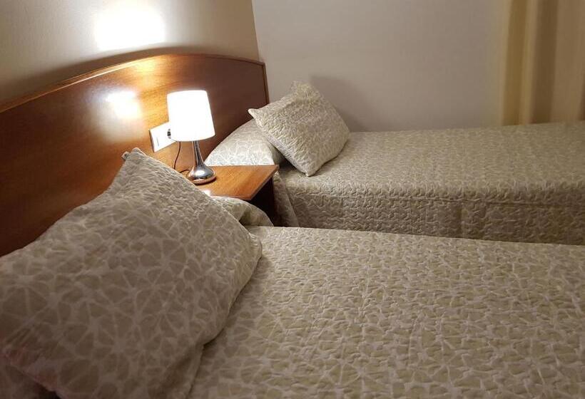エコノミールーム, Hostal Mary  Only Adults 21 And Up