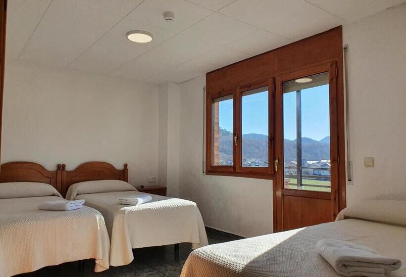 Номер Стандарт Трехместный, Hostal Apolo Xi