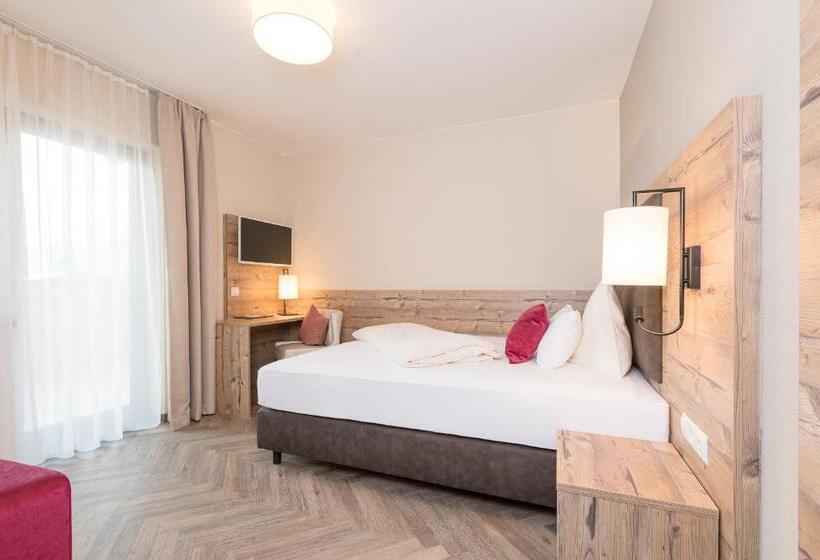 Номер Стандарт Индивидуальный, Alpenhotel Tirolerhof