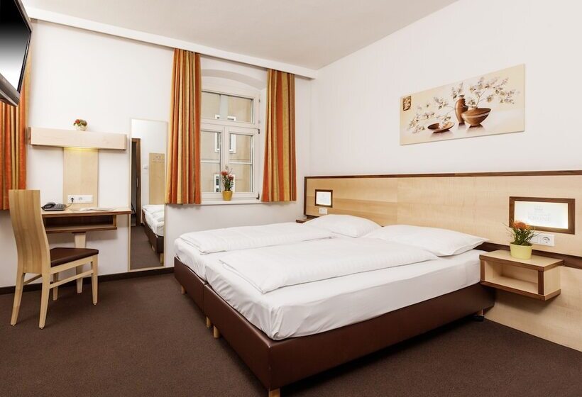 Номер Стандарт, Goldene Krone Innsbruck
