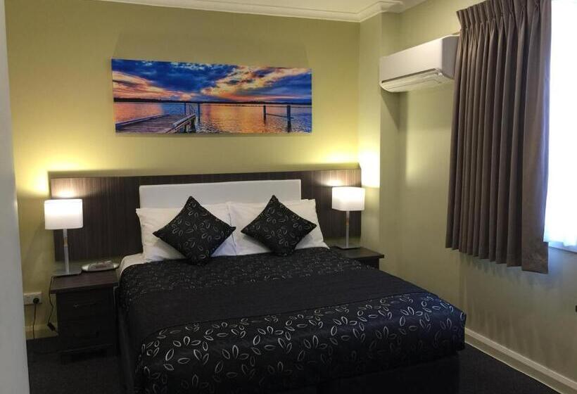 ویلای 3 خوابه, Park Squire Motor Inn & Serviced Apartments