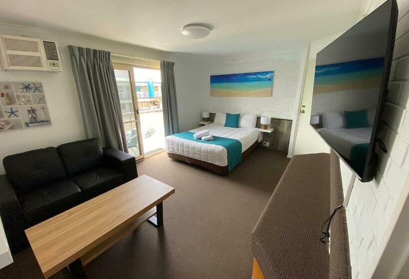 Номер Стандарт с Балконом, Top Of The Town Motor Inn