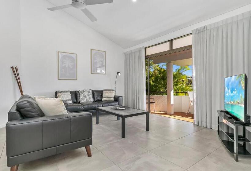 침실 3개 아파트, The Noosa Apartments