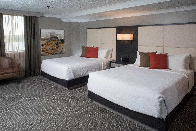 Номер Премиум, Crowne Plaza Fredericton Lord Beaverbrook, An Ihg